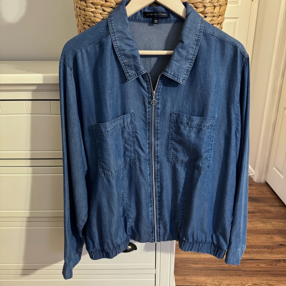 Adrienne Vittadini Denim Zip Up Jacket Chambray Lightweight Utility Jacket NWOT